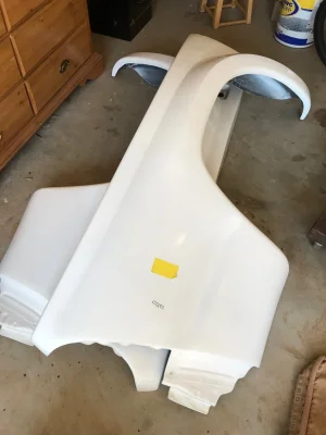 Blk Truck Rear Glass.webp