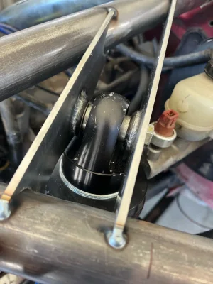 upper shock mounts.webp
