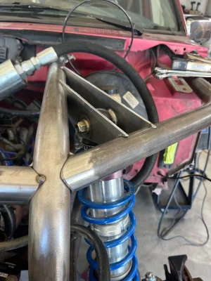 upper shock mounts 2.webp