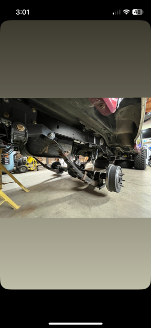 Bronco rear suspension.png