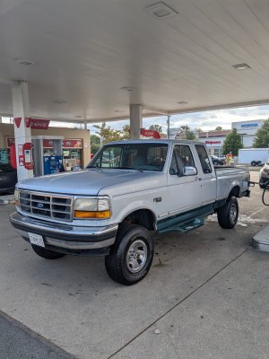 PXL_20251007_192806856.jpg PXL_20251007_192806856.jpg