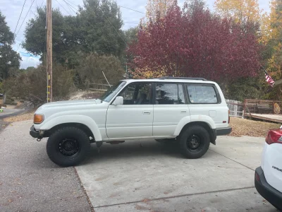 fj80 on 285's.webp